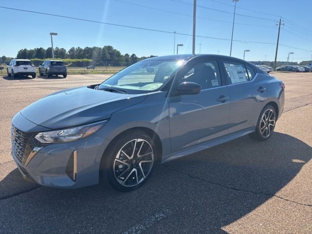 New 2025 Nissan Sentra SR Car