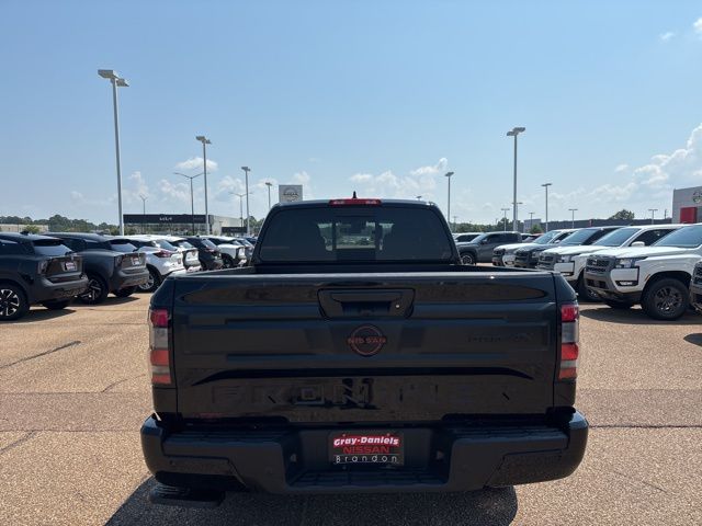 2025 Nissan Frontier PRO-4X photo 3