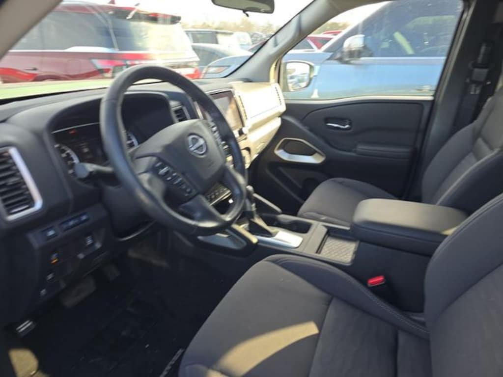 Used 2024 Nissan Frontier SV Truck King Cab