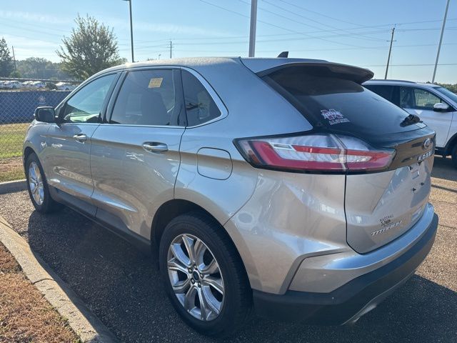 2022 Ford Edge Titanium photo 4