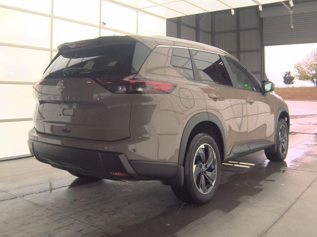 2024 Nissan Rogue SV photo 4