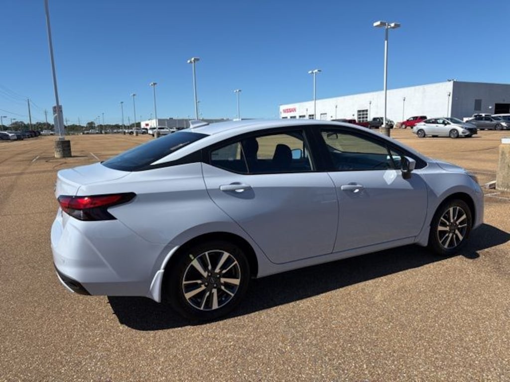 New 2025 Nissan Versa SV Car