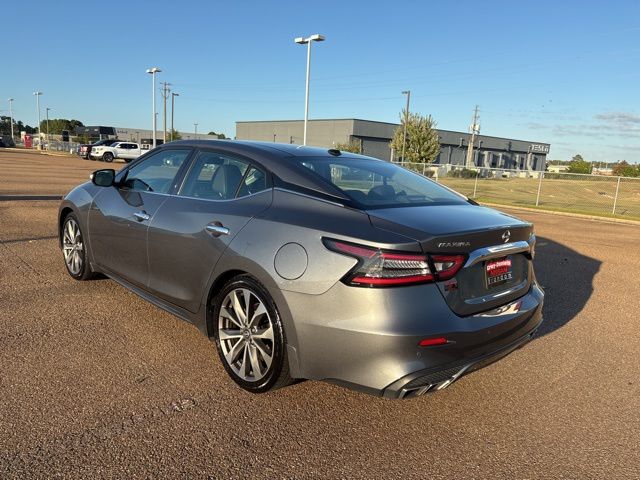 2023 Nissan Maxima Platinum photo 2
