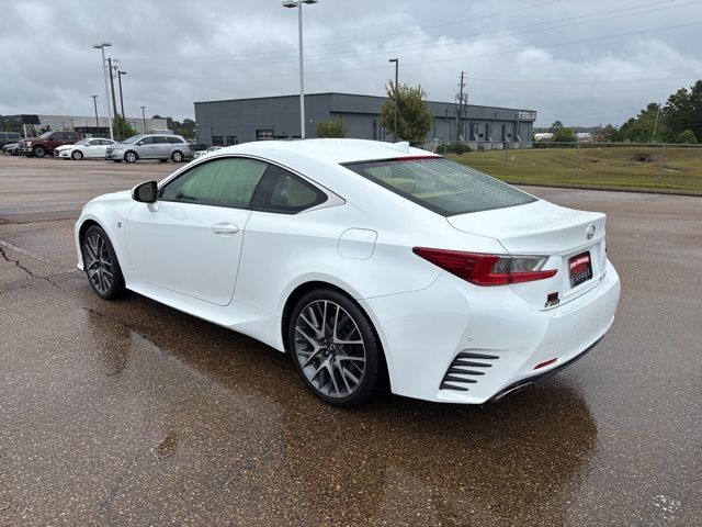 2017 Lexus RC 200t photo 2