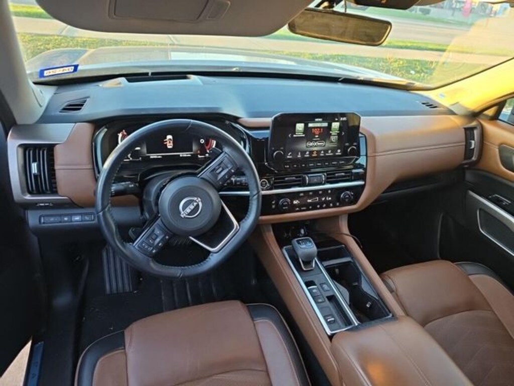 Used 2023 Nissan Pathfinder Platinum SUV