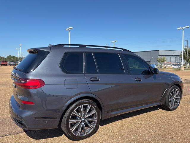 2020 Bmw X7 M50i photo 3