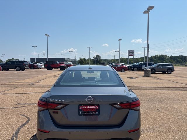 2025 Nissan Sentra SV photo 3