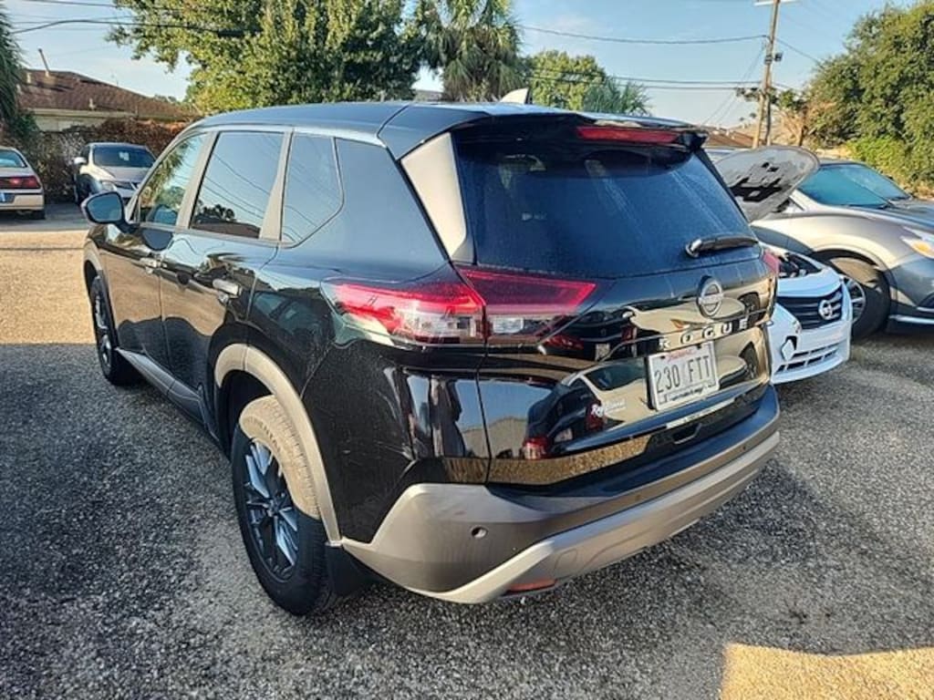 Used 2023 Nissan Rogue S SUV