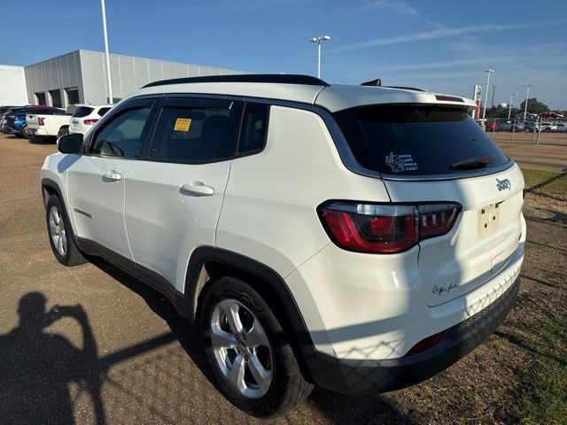 2020 Jeep Compass Latitude photo 4