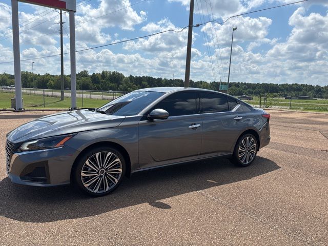 2025 Nissan Altima SL
