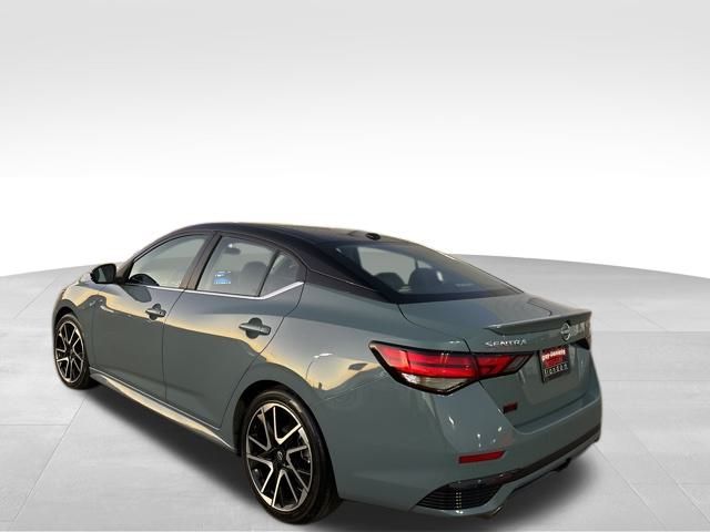 2024 Nissan Sentra SR photo 2