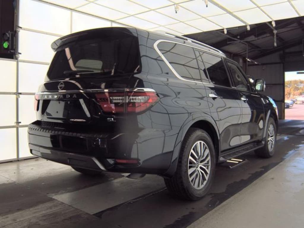 Used 2024 Nissan Armada SL SUV