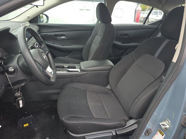 2024 Nissan Sentra SV photo 3