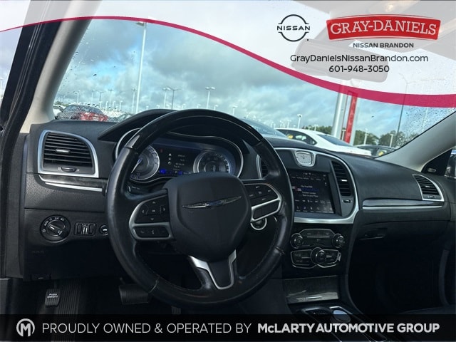 Used 2019 Chrysler 300 Limited with VIN 2C3CCAEG1KH689291 for sale in Brandon, MS