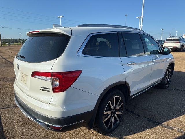 2021 Honda Pilot Touring photo 3