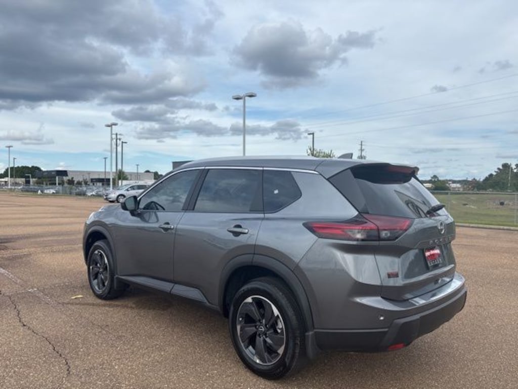 New 2026 Nissan Rogue SV Crossover