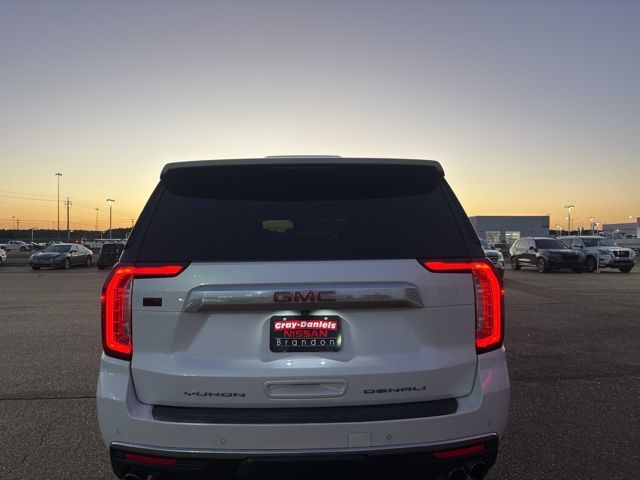 2023 Gmc Yukon XL Denali photo 3