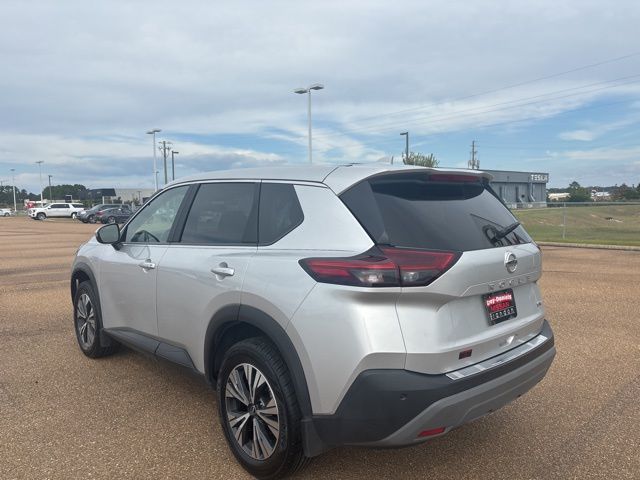 2023 Nissan Rogue SV photo 2