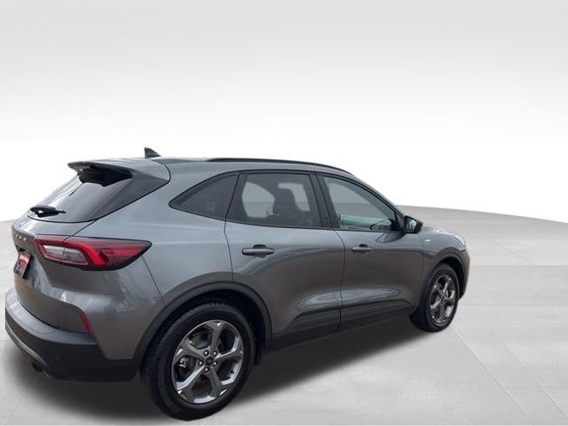 2025 Ford Escape ST-Line photo 3