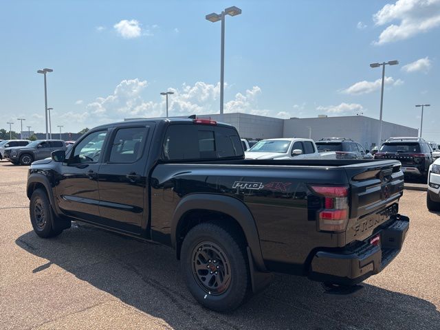 2025 Nissan Frontier PRO-4X photo 2