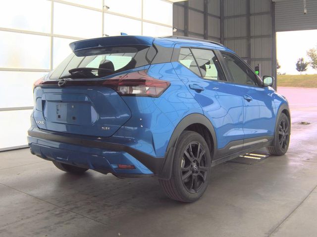 2024 Nissan Kicks SR photo 3