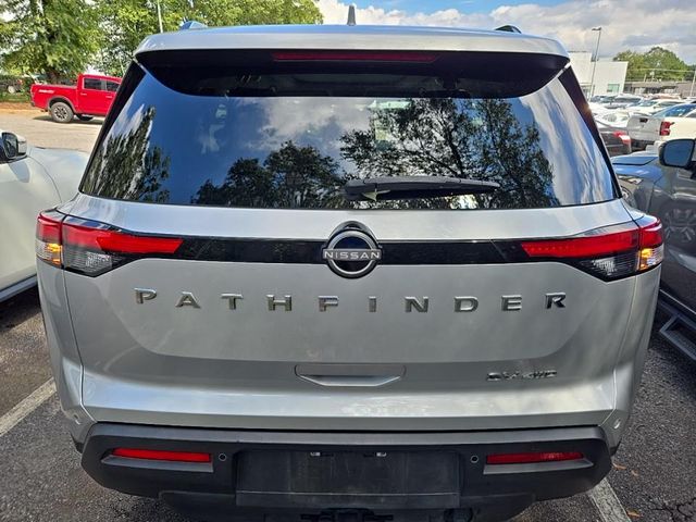 2024 Nissan Pathfinder SV photo 3