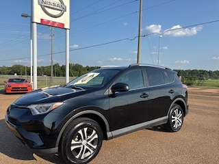 2018 Toyota RAV4 LE SUV