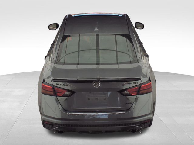 2022 Nissan Altima 2.5 SR photo 3