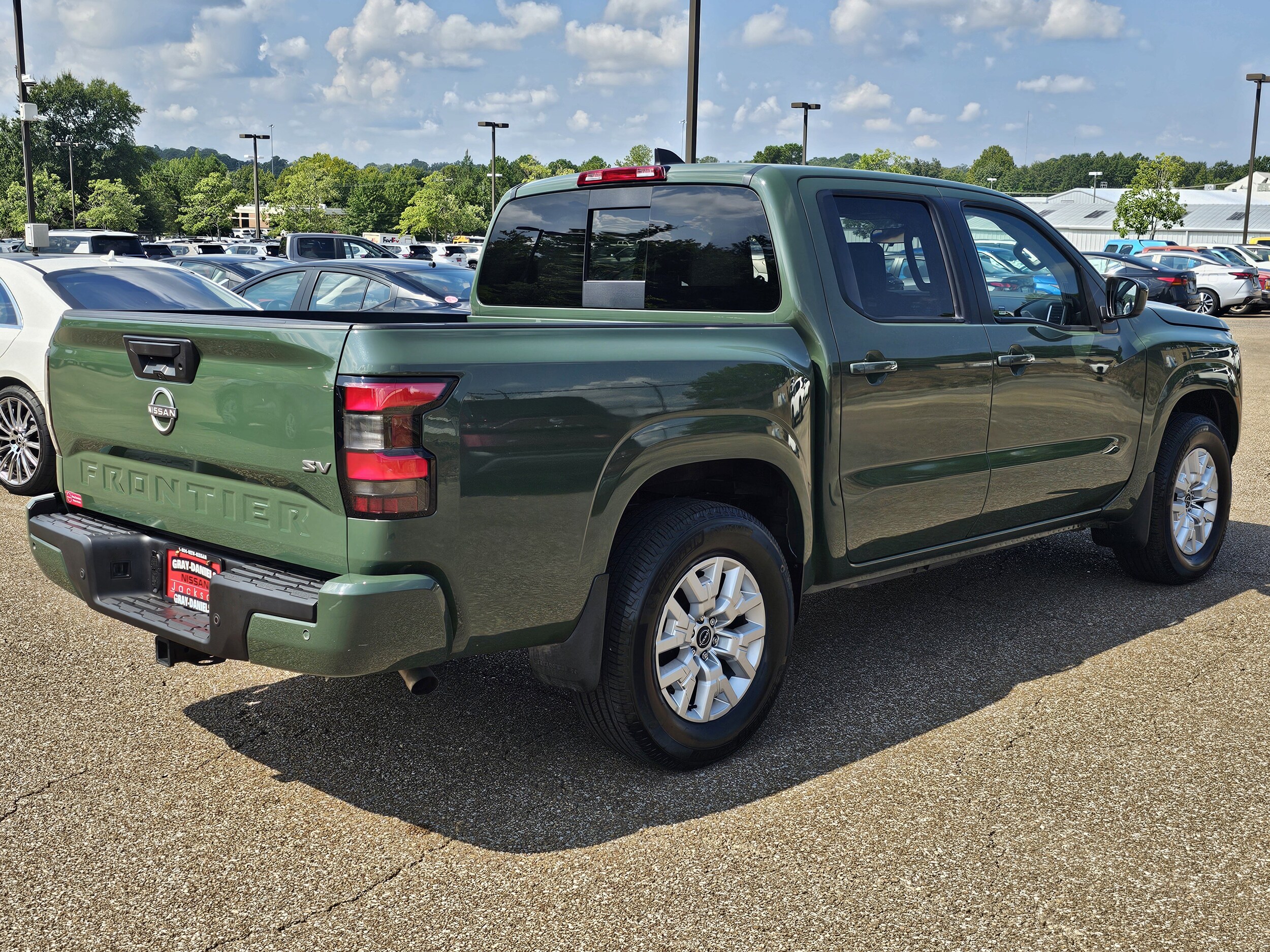 2023 Nissan Frontier SV photo 3