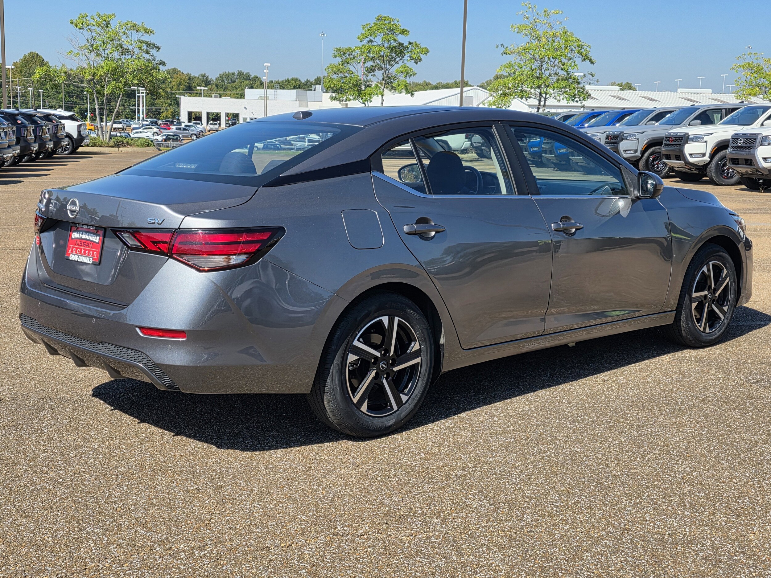 2024 Nissan Sentra SV photo 3