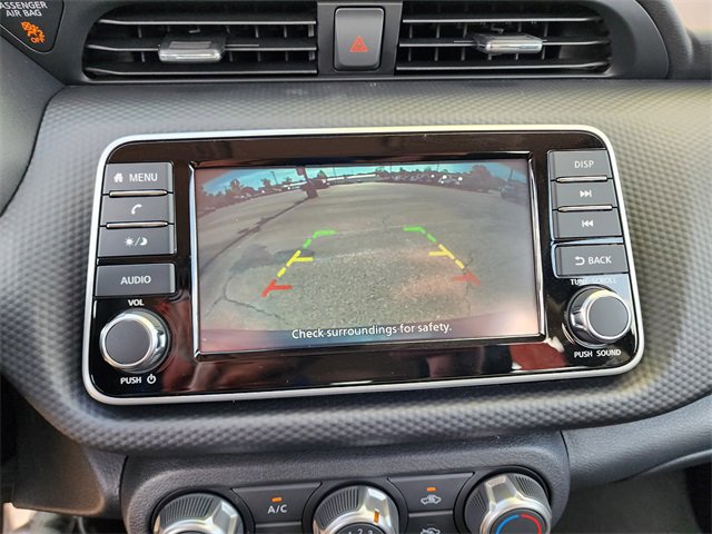 2025 Nissan Kicks Play S photo 4