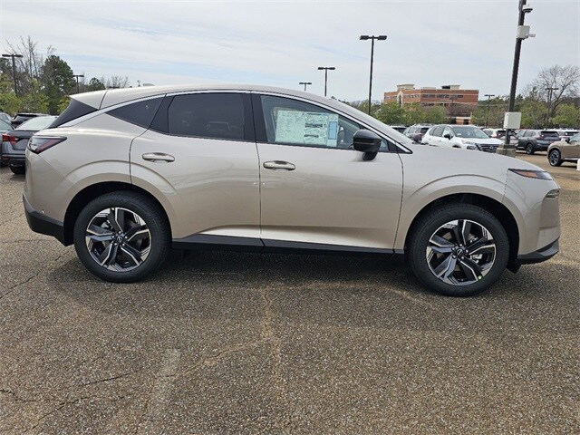 2025 Nissan Murano SL photo 2