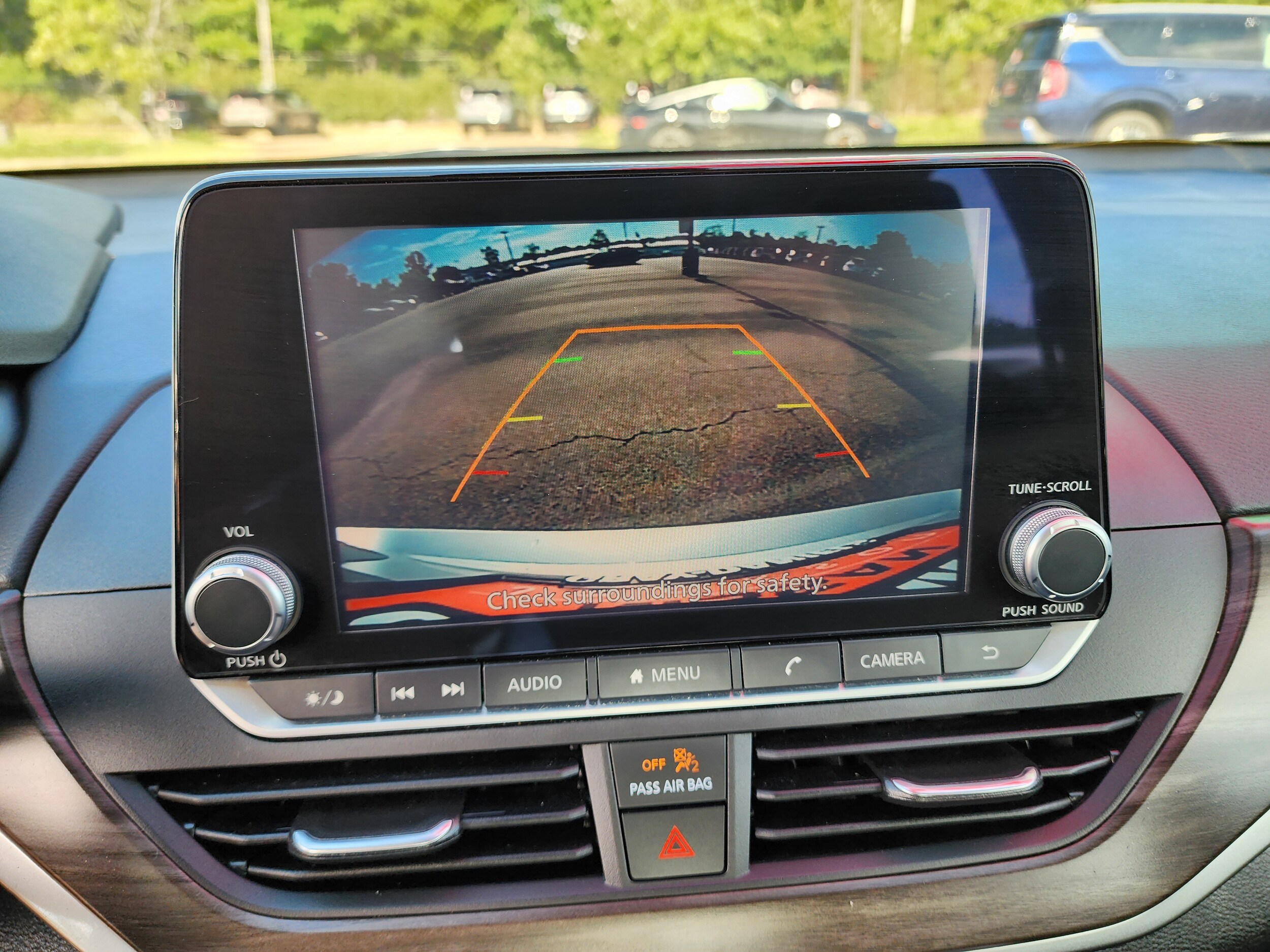2024 Nissan Altima 2.5 SV photo 3