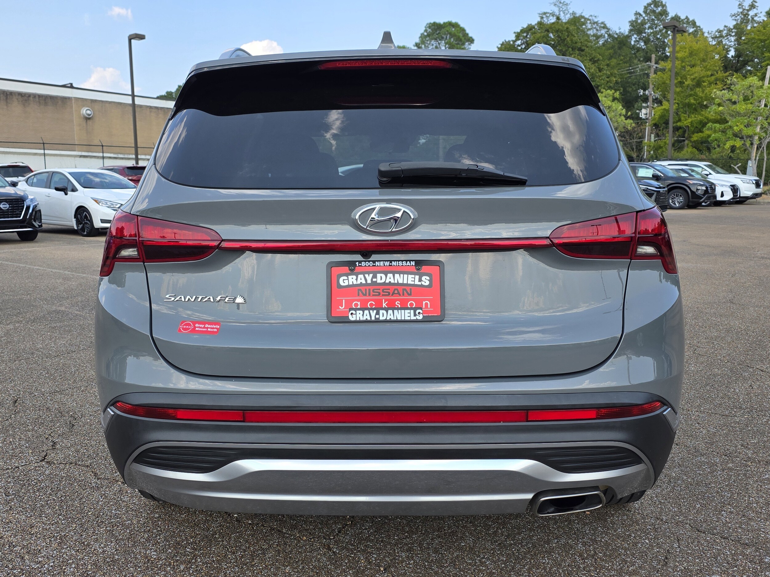 2022 Hyundai Santa Fe SEL photo 2
