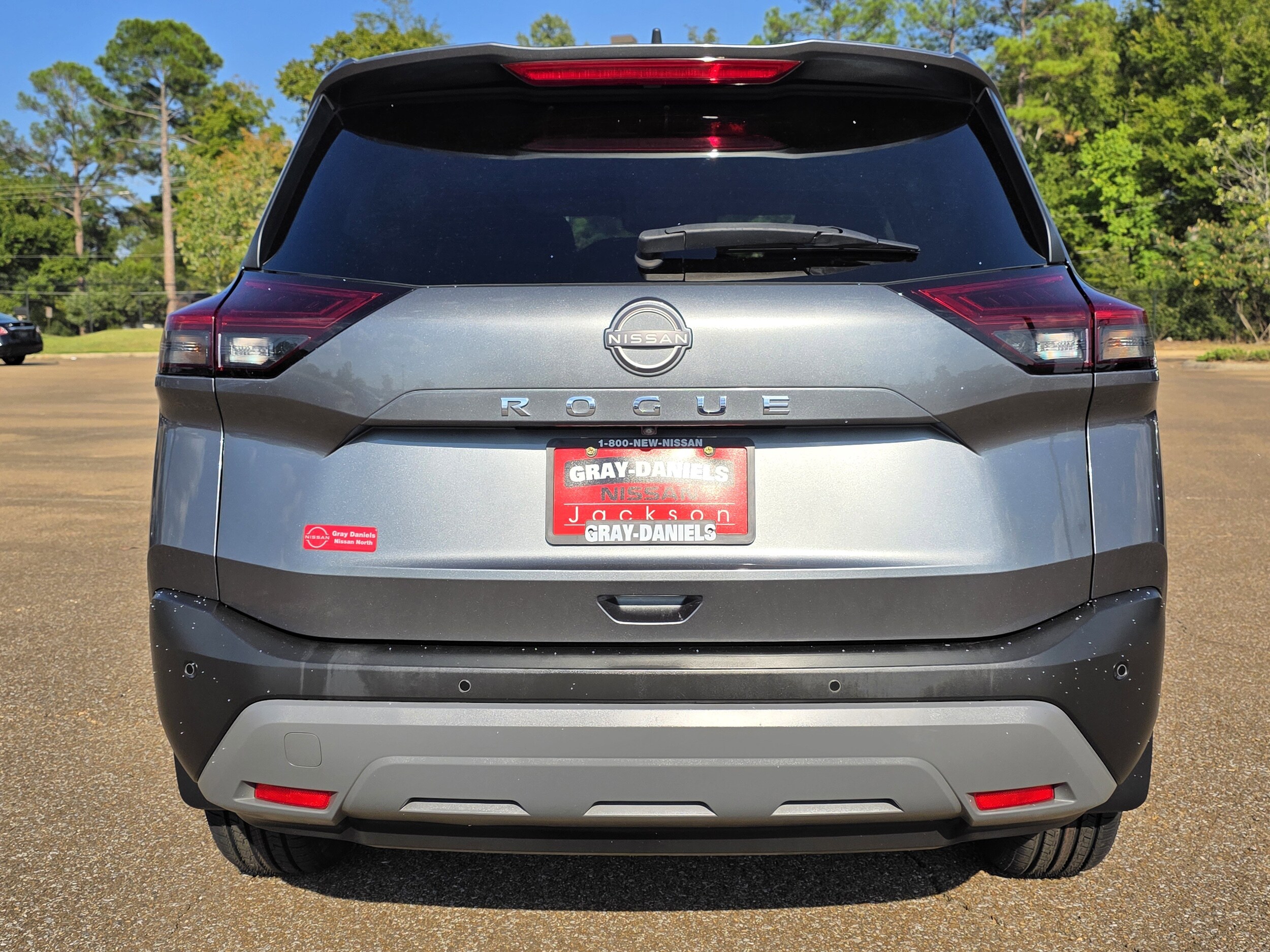 2023 Nissan Rogue S photo 3