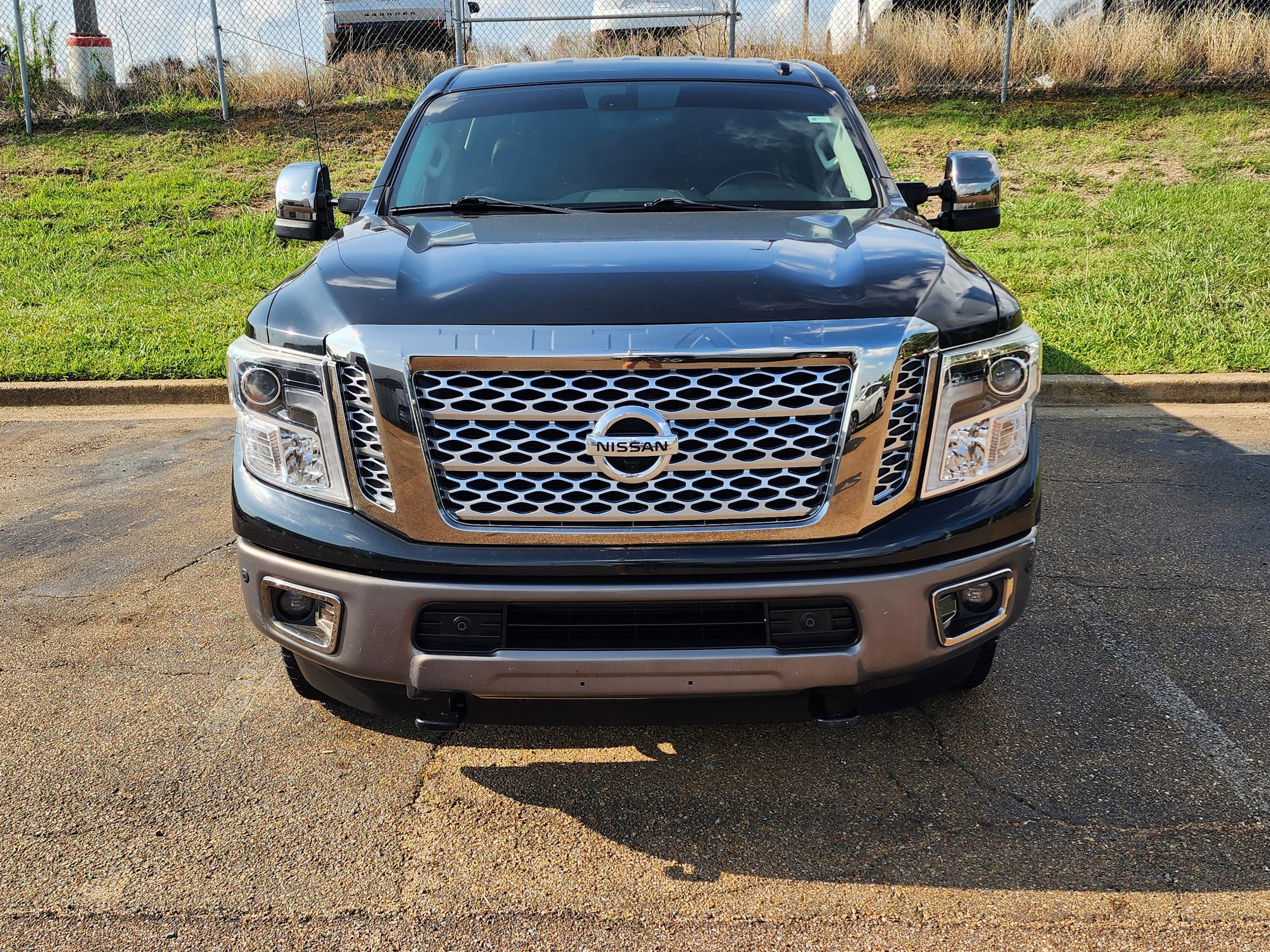 Used 2019 Nissan Titan XD Platinum Reserve with VIN 1N6BA1F41KN532821 for sale in Jackson, MS