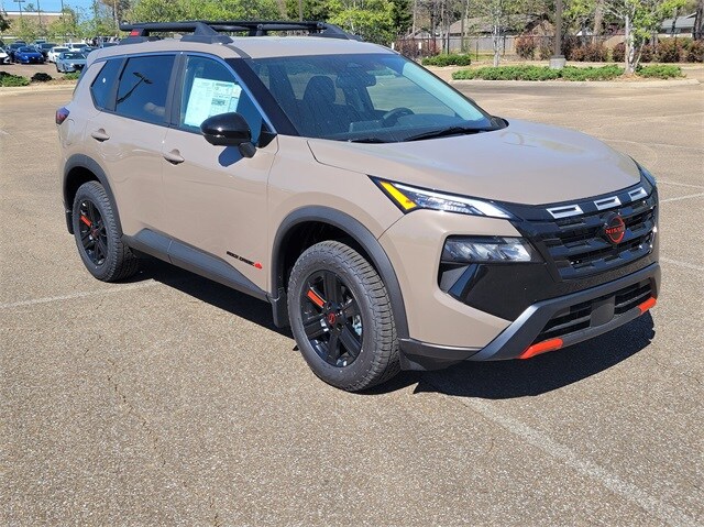 2025 Nissan Rogue SV photo 2
