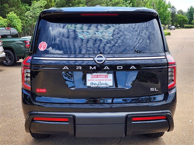 2025 Nissan Armada SL photo 4