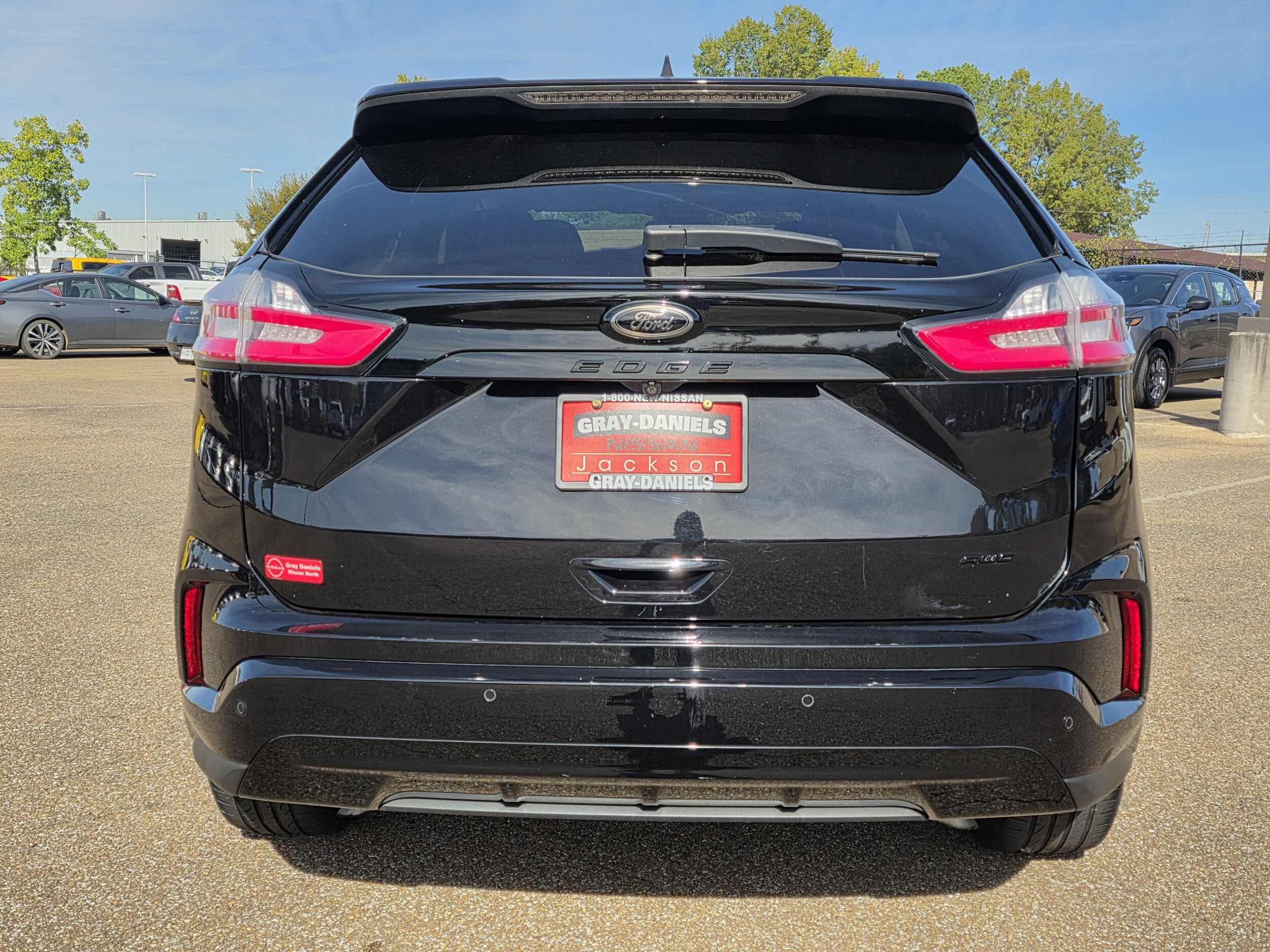 2022 Ford Edge SE photo 2
