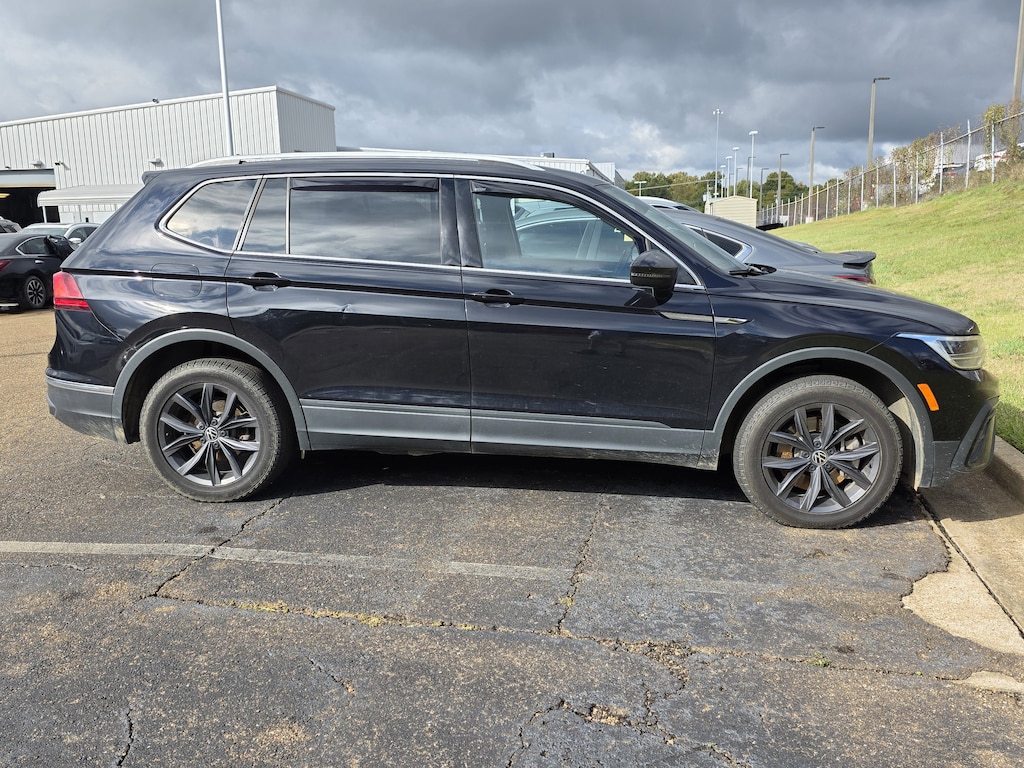 Used 2022 Volkswagen Tiguan 2.0T SE SUV