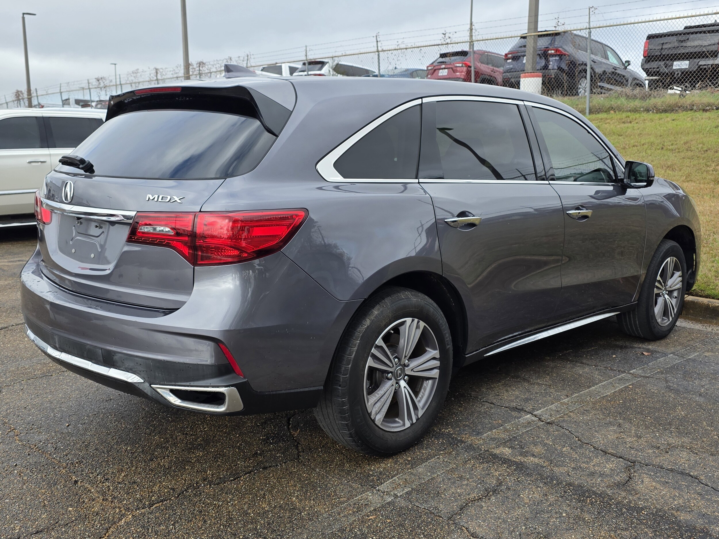 2019 Acura MDX photo 2