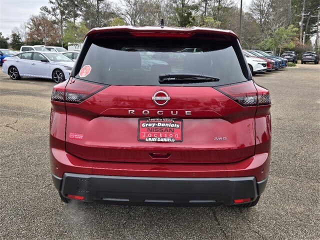 2025 Nissan Rogue S photo 3