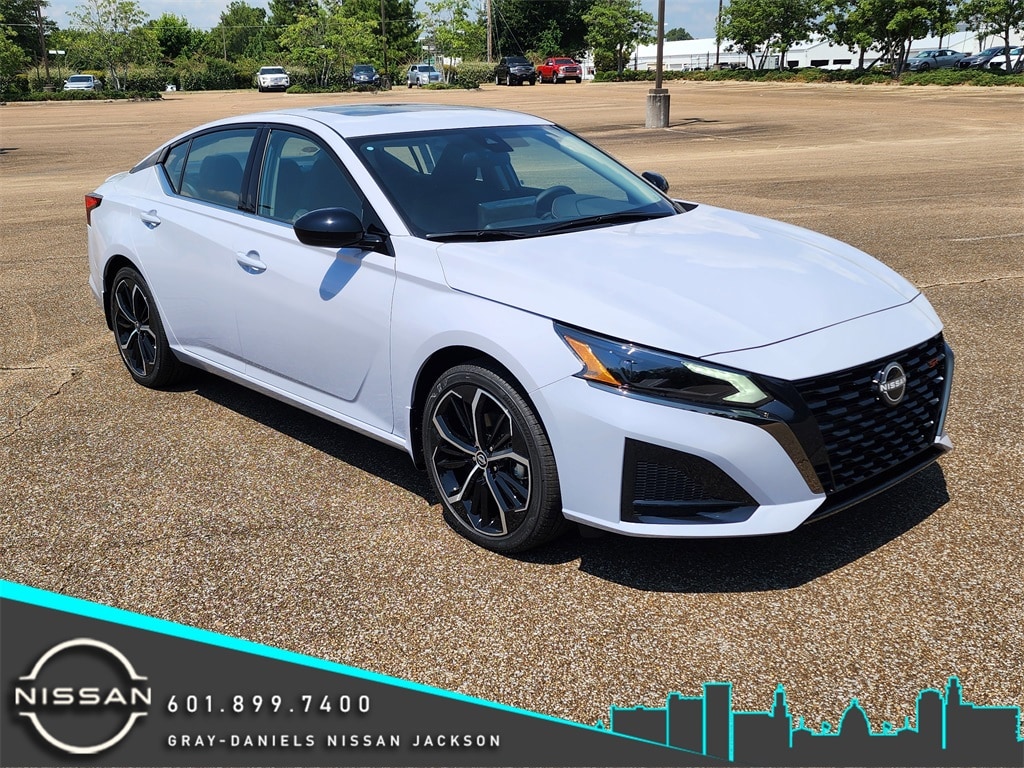 2025 Nissan Altima 2.5 SR