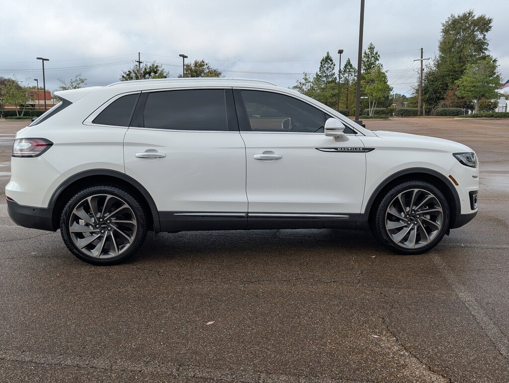 Used 2020 Lincoln Nautilus Reserve SUV