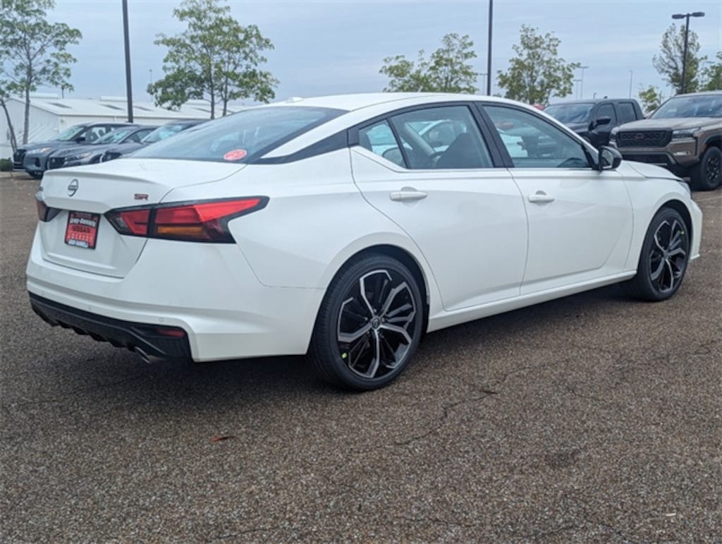 New 2024 Nissan Altima For Sale at Gray Daniels Nissan North VIN