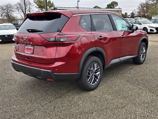 2025 Nissan Rogue S photo 2