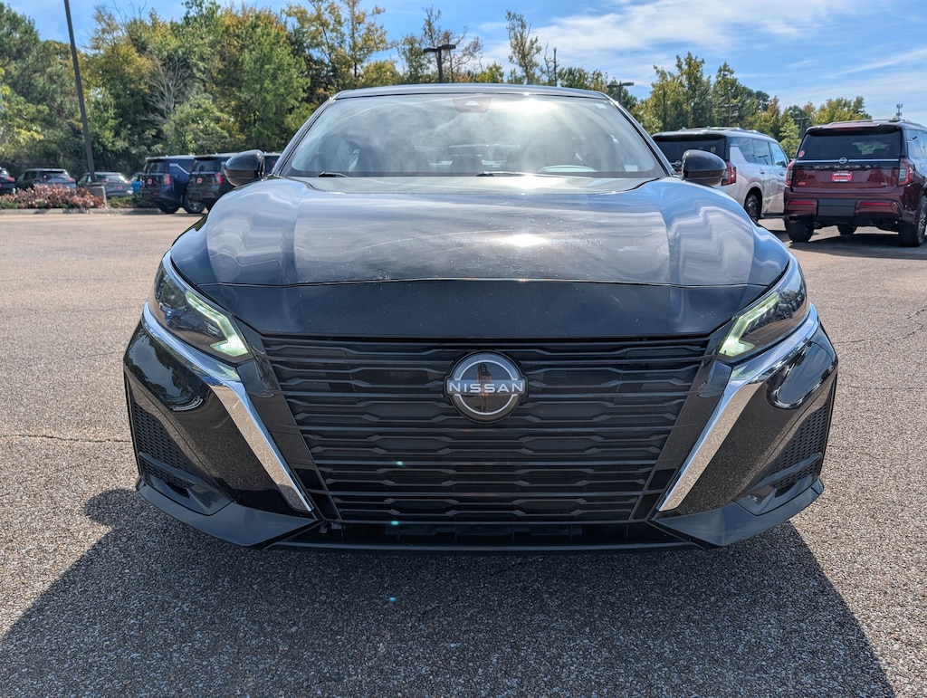 Used 2023 Nissan Altima 2.5 SV Sedan
