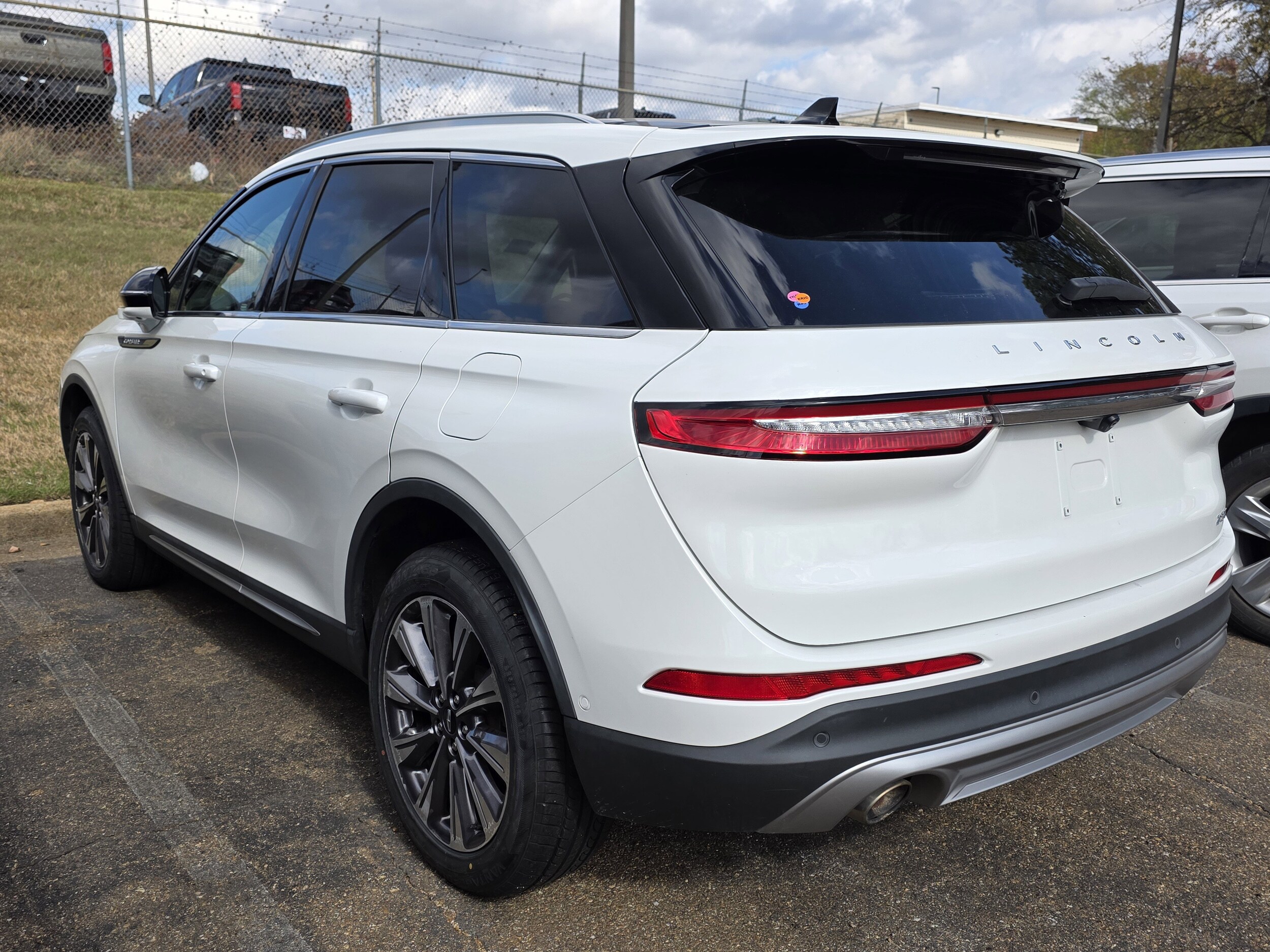 2020 Lincoln Corsair Reserve photo 4