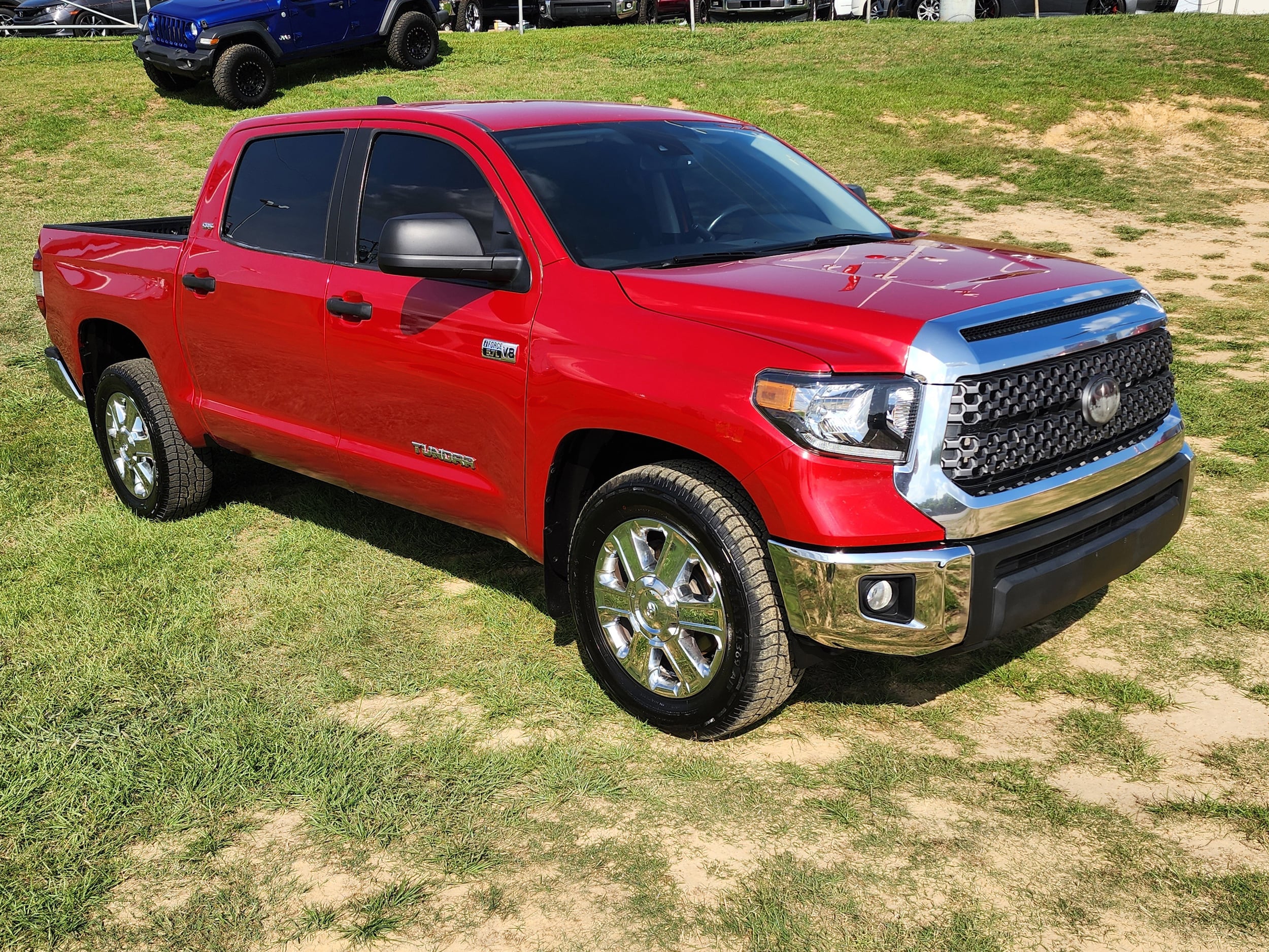 Used 2020 Toyota Tundra SR5 with VIN 5TFEY5F1XLX259666 for sale in Jackson, MS