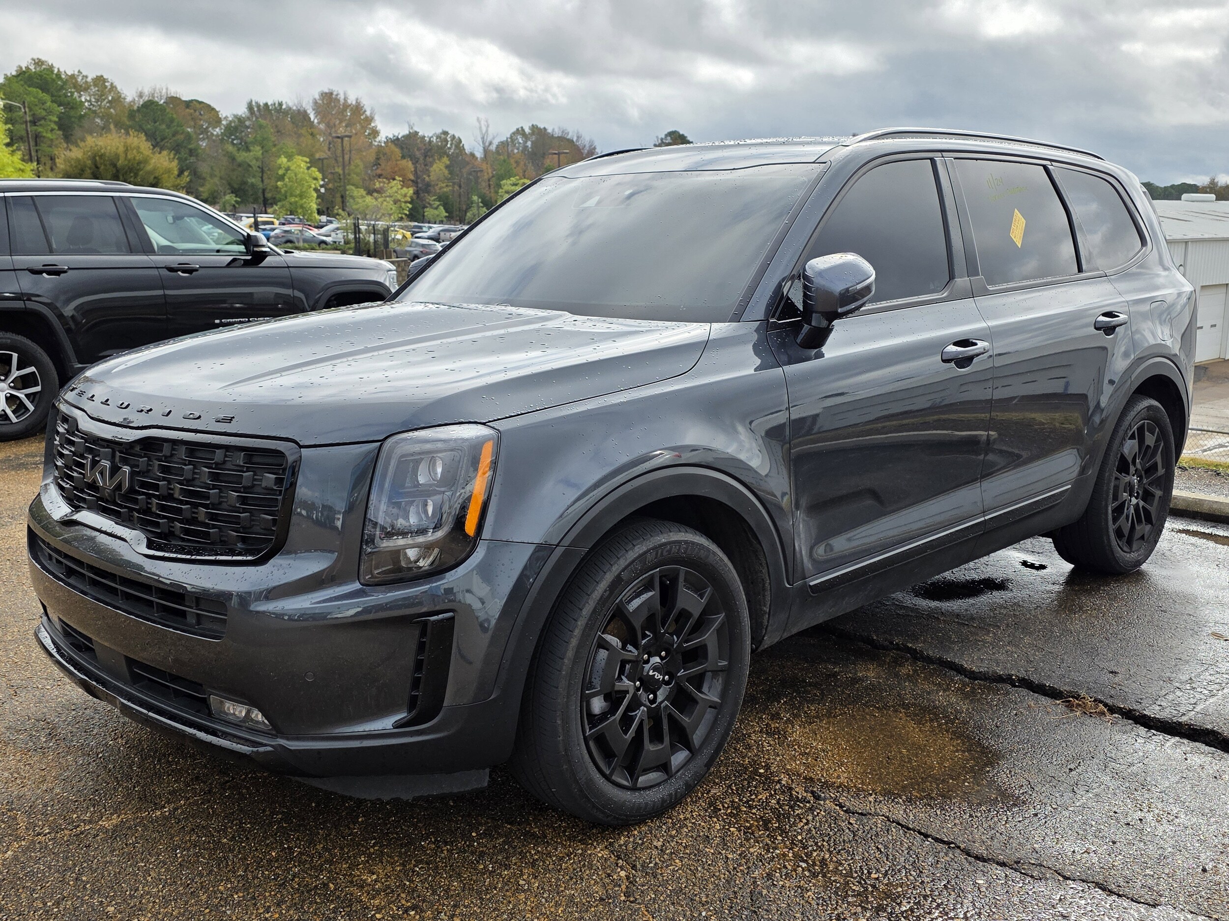 2022 Kia Telluride SX photo 3